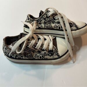 Converse Chuck Taylor Doodles infant